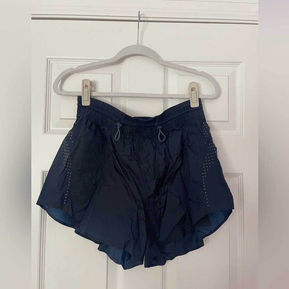 Lululemon lab running shorts